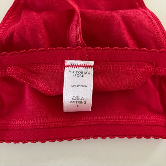 VINTAGE 2003 RARE Victoria’s Secret Signature Low Rise V-String Panties NEW - Picture 11 of 12